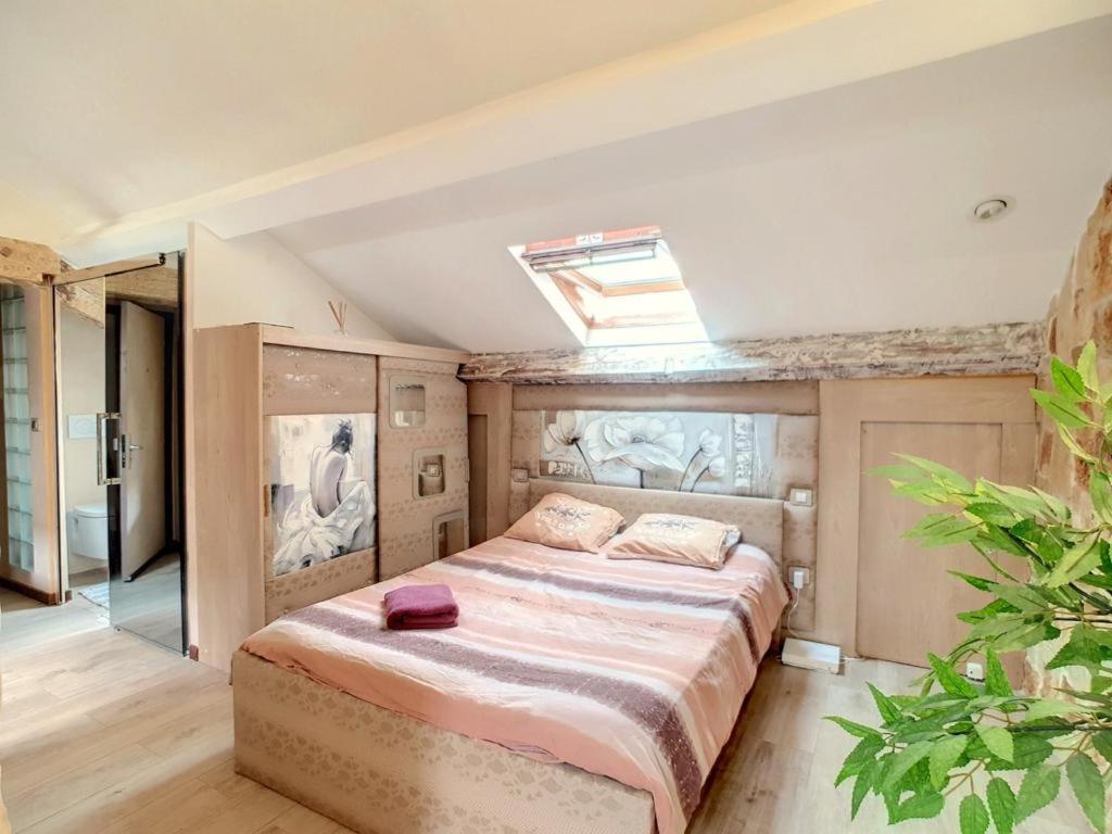 Love Room Jacuzzi Croisette Cannes Luaran gambar