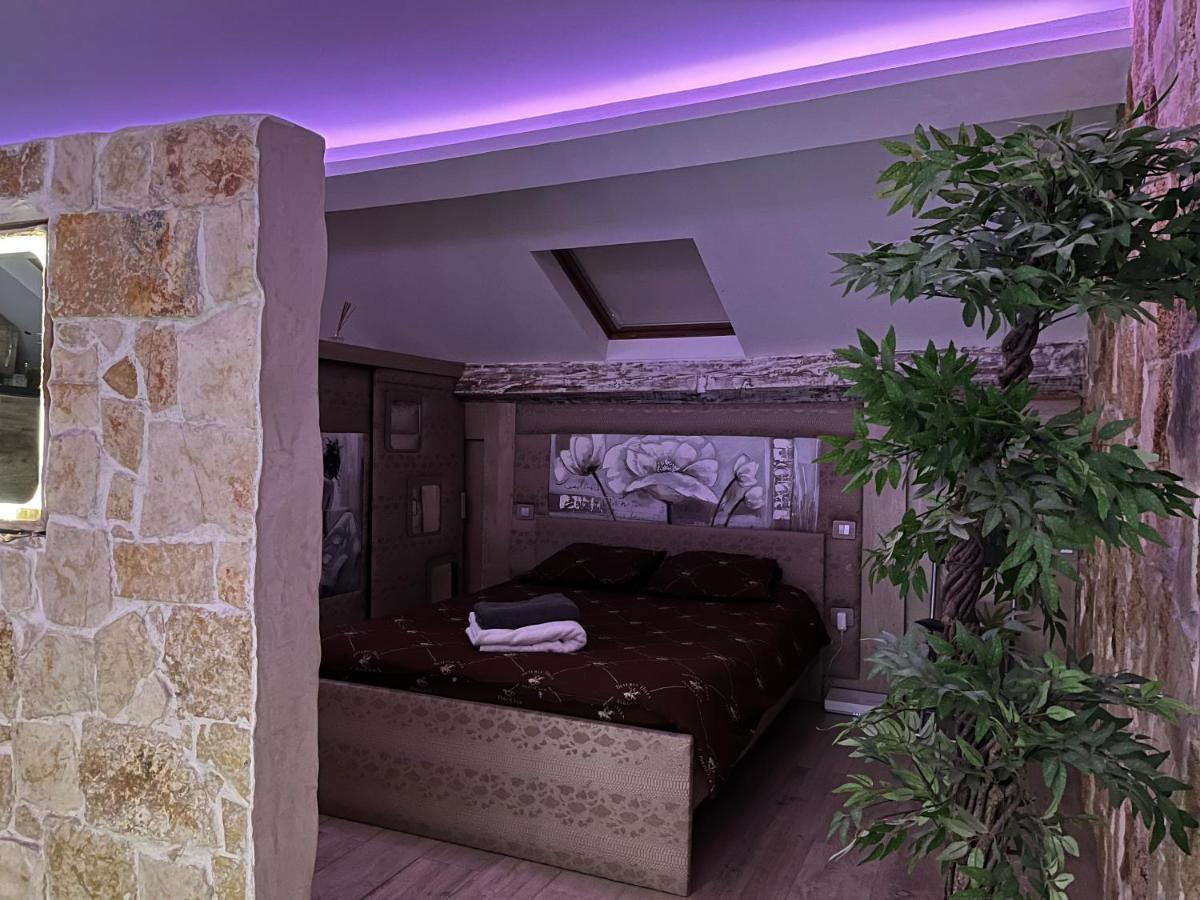 Love Room Jacuzzi Croisette Cannes Luaran gambar