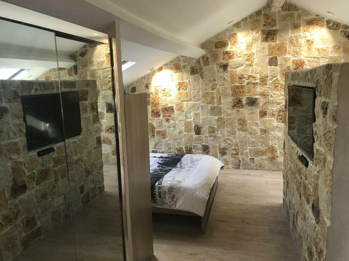 Love Room Jacuzzi Croisette Cannes Luaran gambar